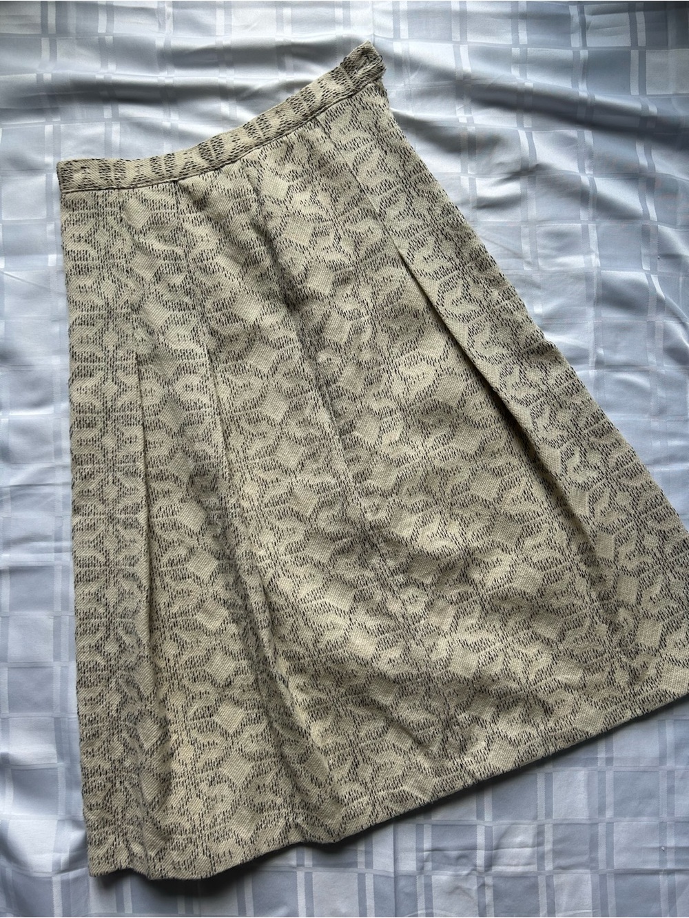 Coincidence Cream Wool Knit Vintage A-Line Mid-length Skirt